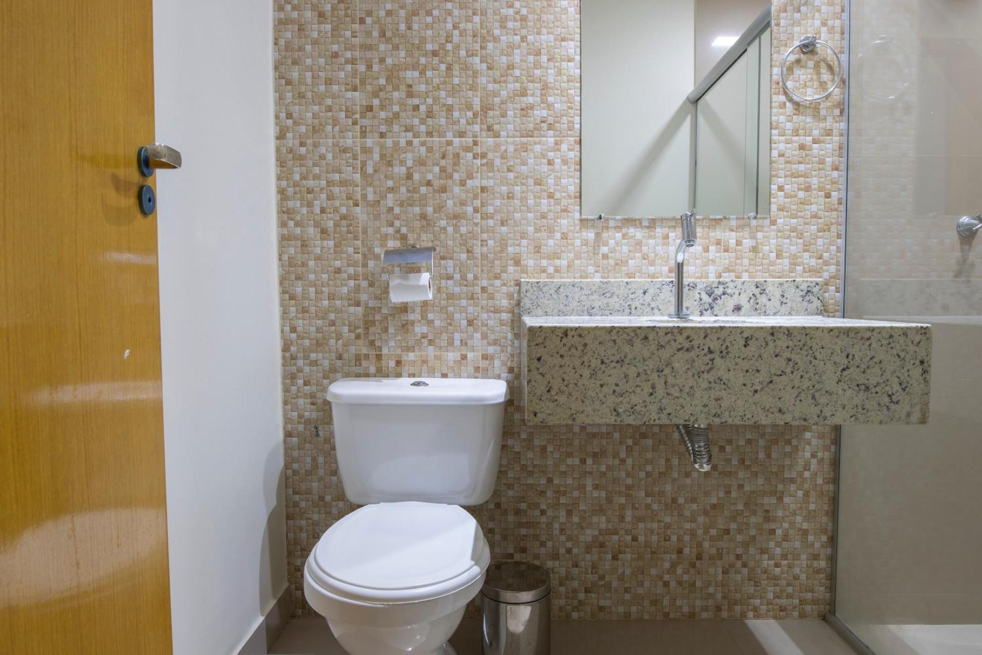 Oyo Tropical Confort Hotel, Brasilia Sao Sebastiao  المظهر الخارجي الصورة
